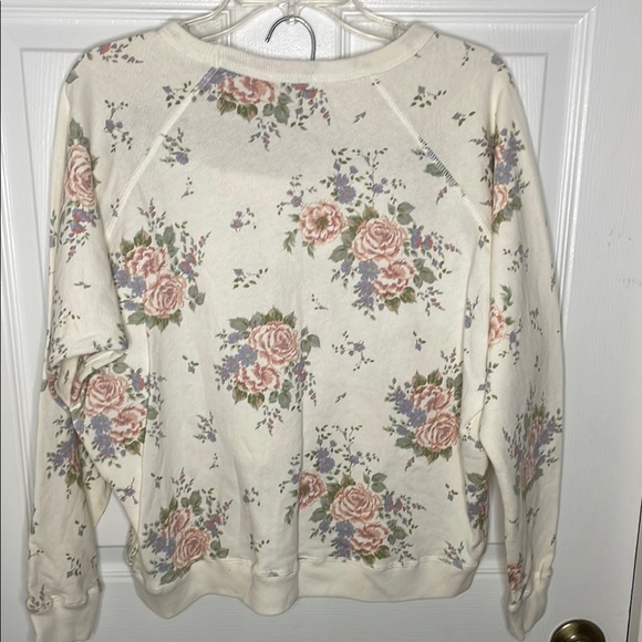 Lovestitch Floral Loungewear Shorts Set - Picture 7 of 11